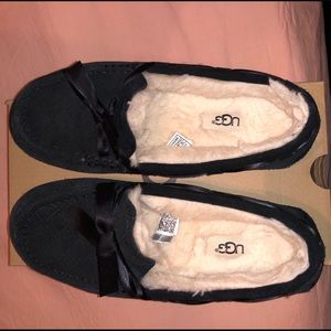 Women’s UGG slippers